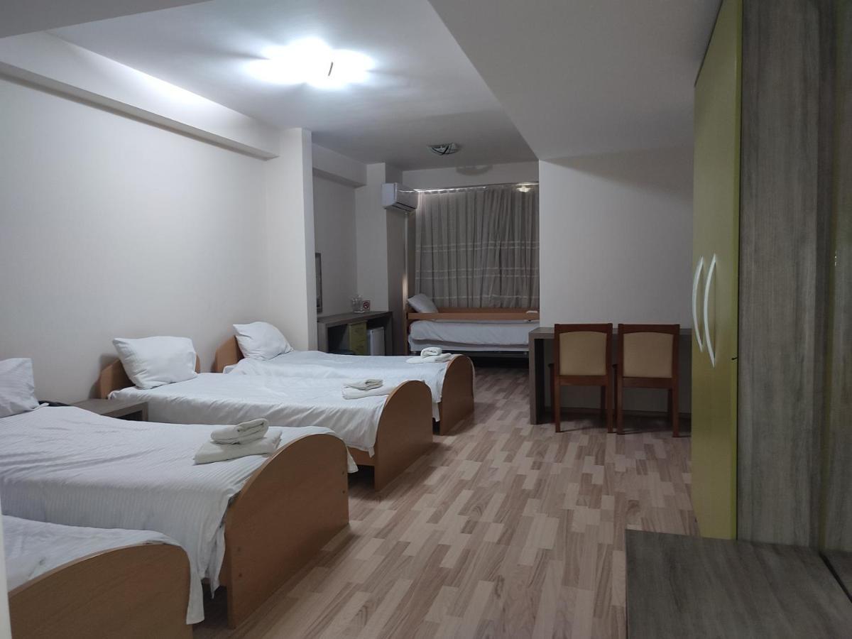 Green Center Gili Gostivar Extérieur photo