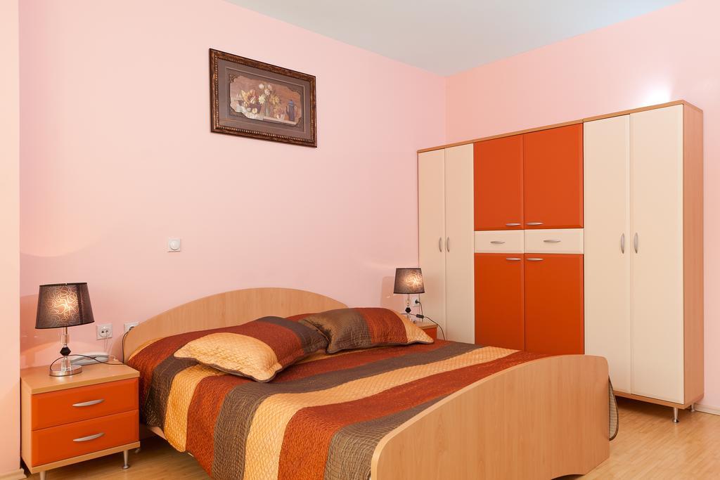 Green Center Gili Gostivar Extérieur photo